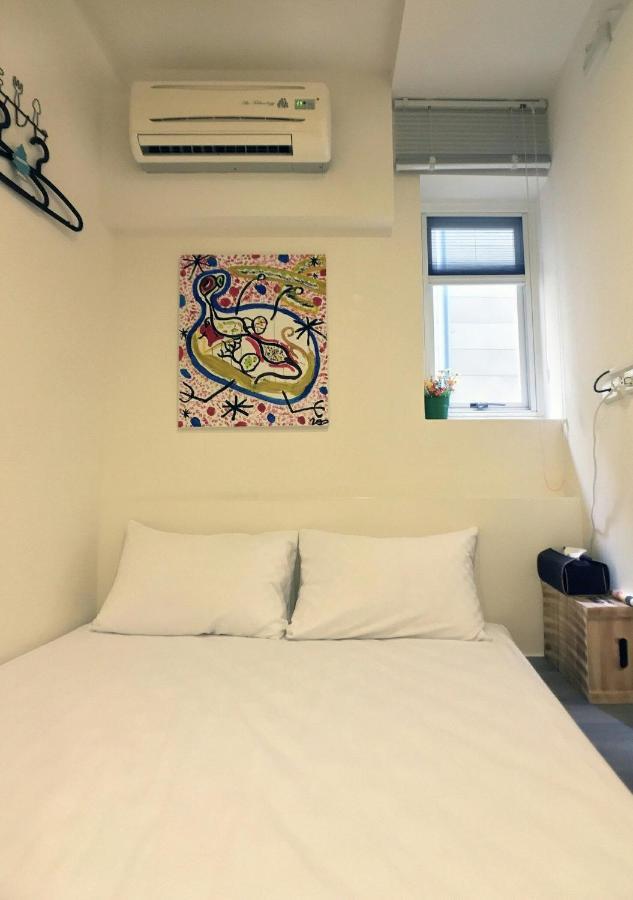 Leo 111/Arena Ruifeng Hotel Каосюн Екстериор снимка