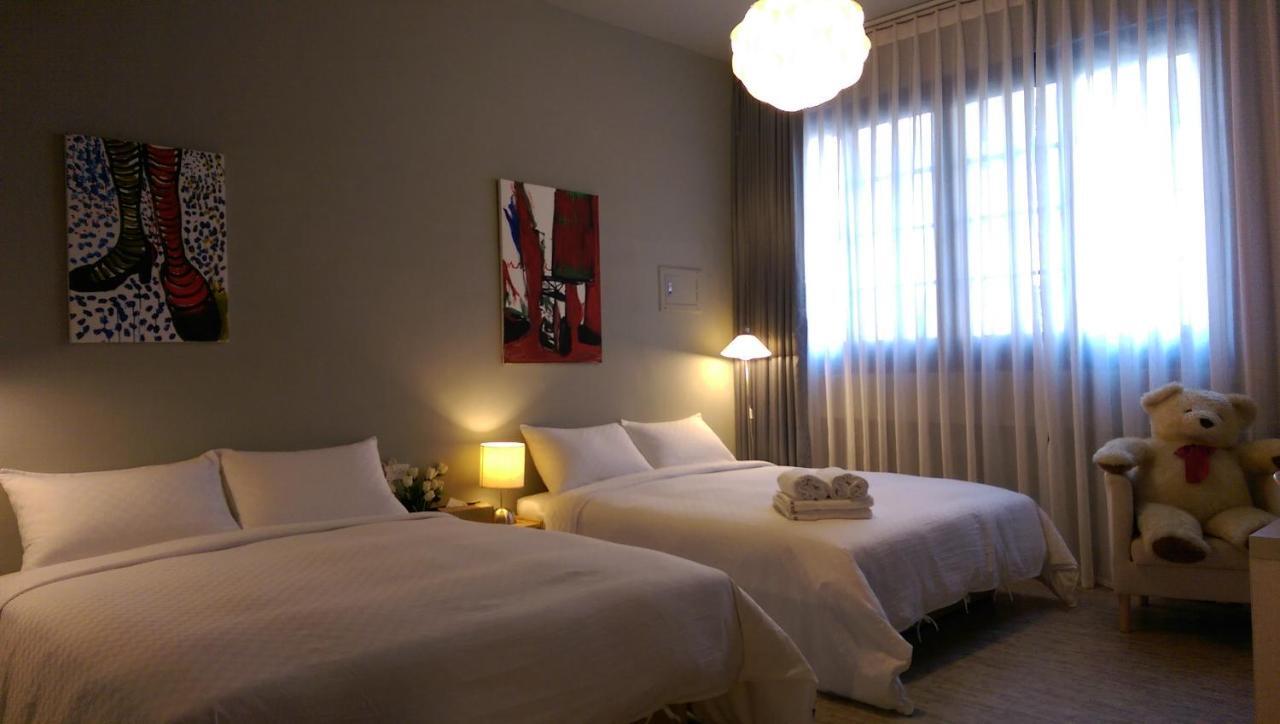 Leo 111/Arena Ruifeng Hotel Каосюн Екстериор снимка